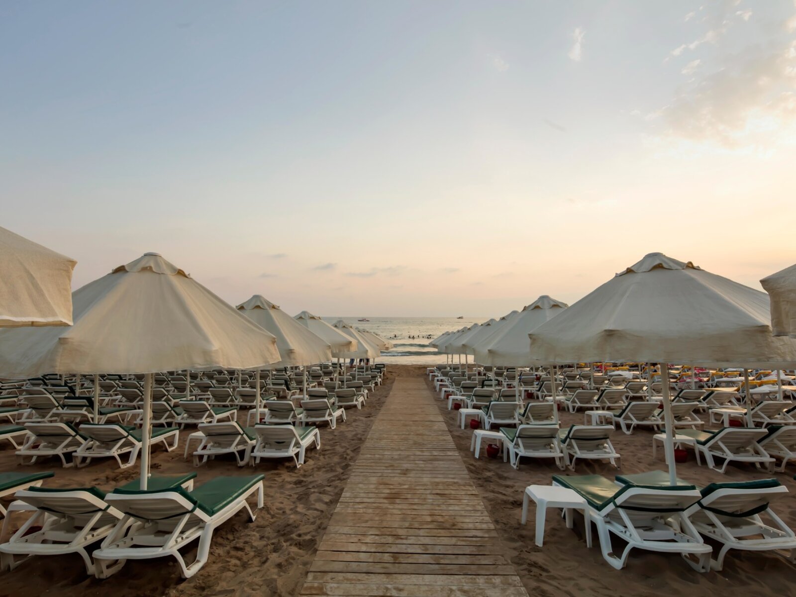Trendy Side Beach 4*