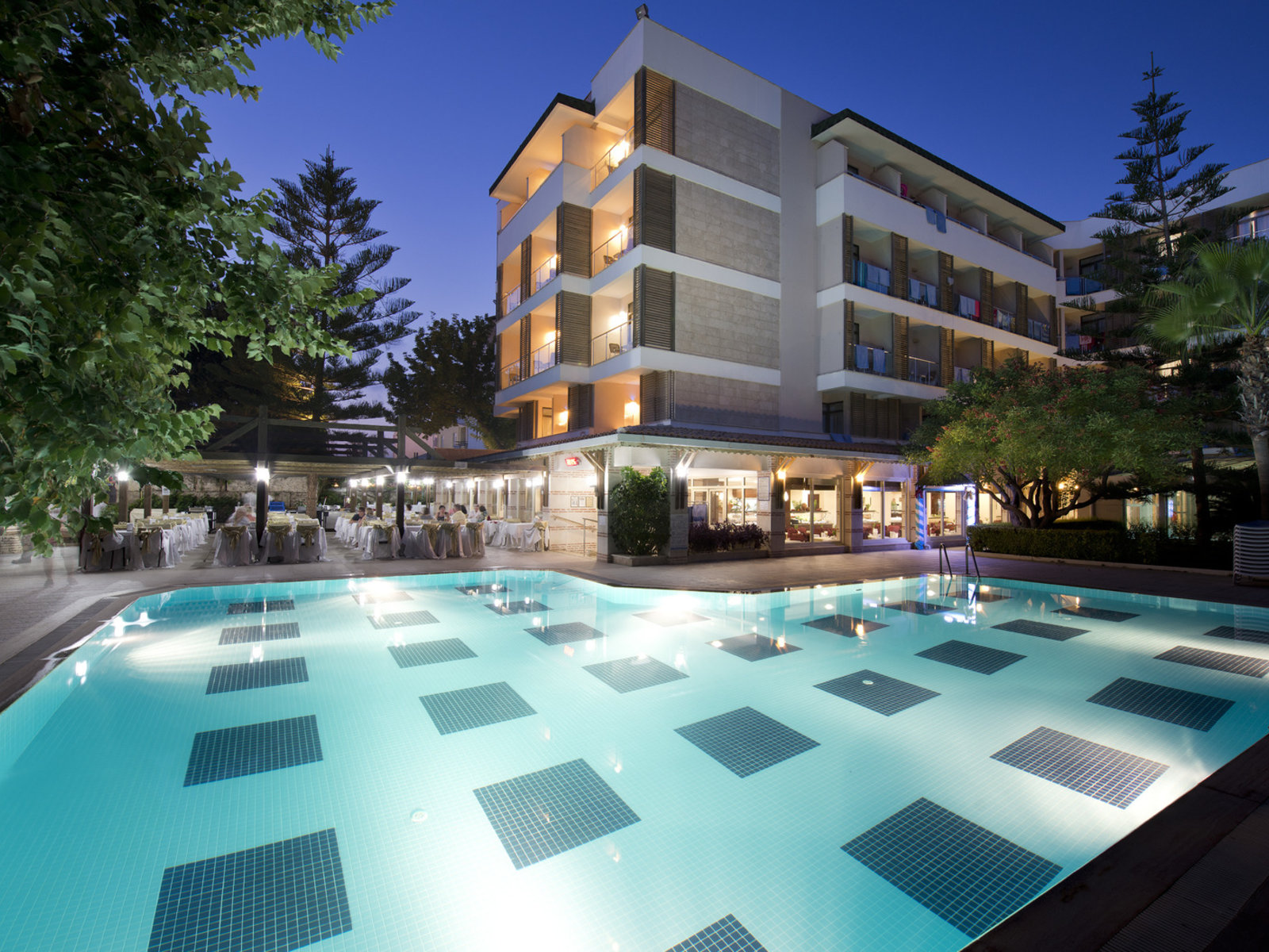 Trendy Side Beach 4*